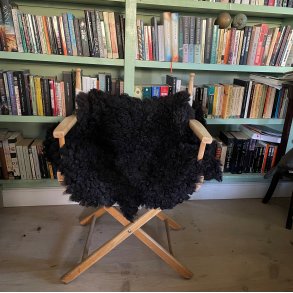 Thy Lam skind, sort, unikt