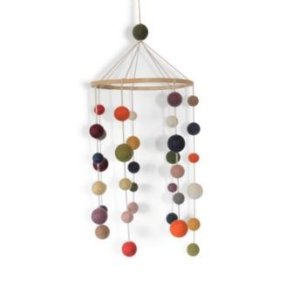 Uro - sprudlende, med filtkugler i glade farver