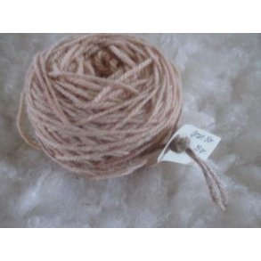 Plantefarvet  gullig 3 trdet kologisk lammeuld fra Thy Lam /(gran) 60g